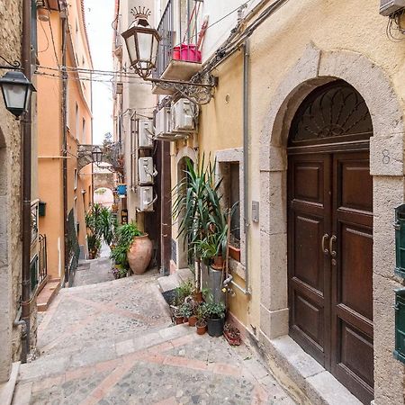 Elegant Apartment In Taormina Eksteriør bilde