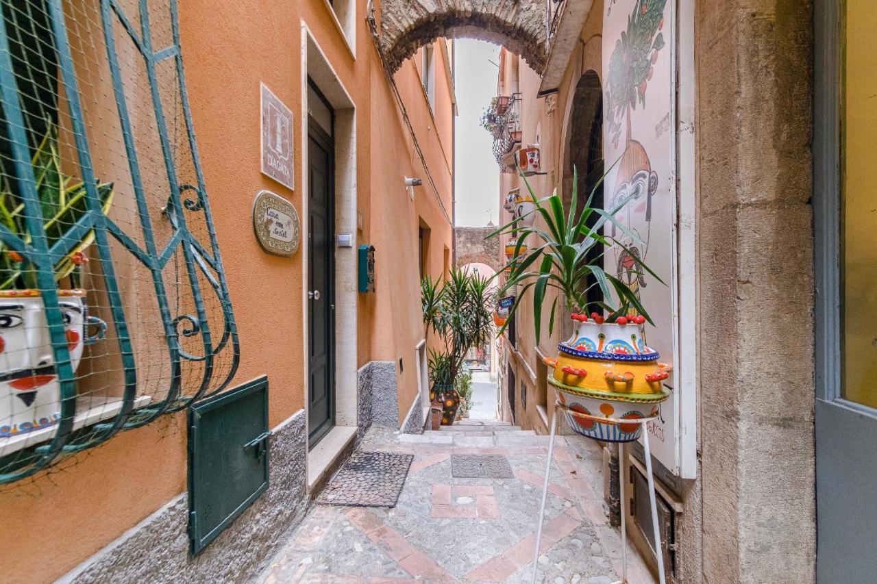 Elegant Apartment In Taormina Eksteriør bilde